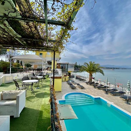 Hotel Estee Desenzano del Garda Exterior photo